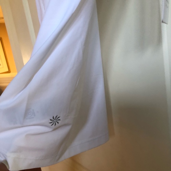 Women’s Athleta White training t-shirt. NWT size Medium - Picture 4 of 9